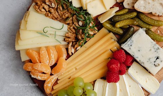 Cheese is another high-fat food containing fatty acids that are associated with many health benefits. A great source of protein and calcium, cheese also contains an impressive amount of Vitamin A and B12, along with phosphorus, zinc and riboflavin.